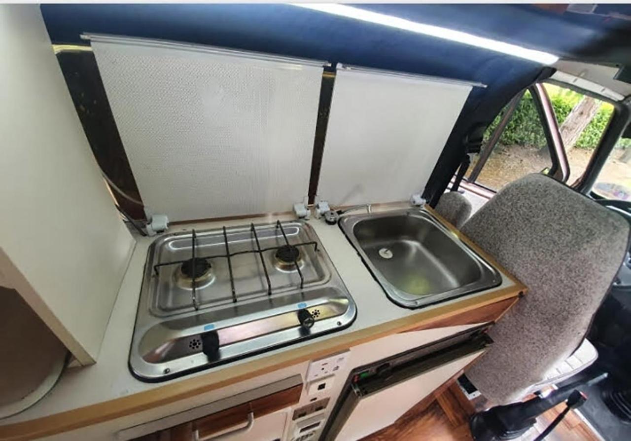 Retro Camper Hire Dublin Exterior foto