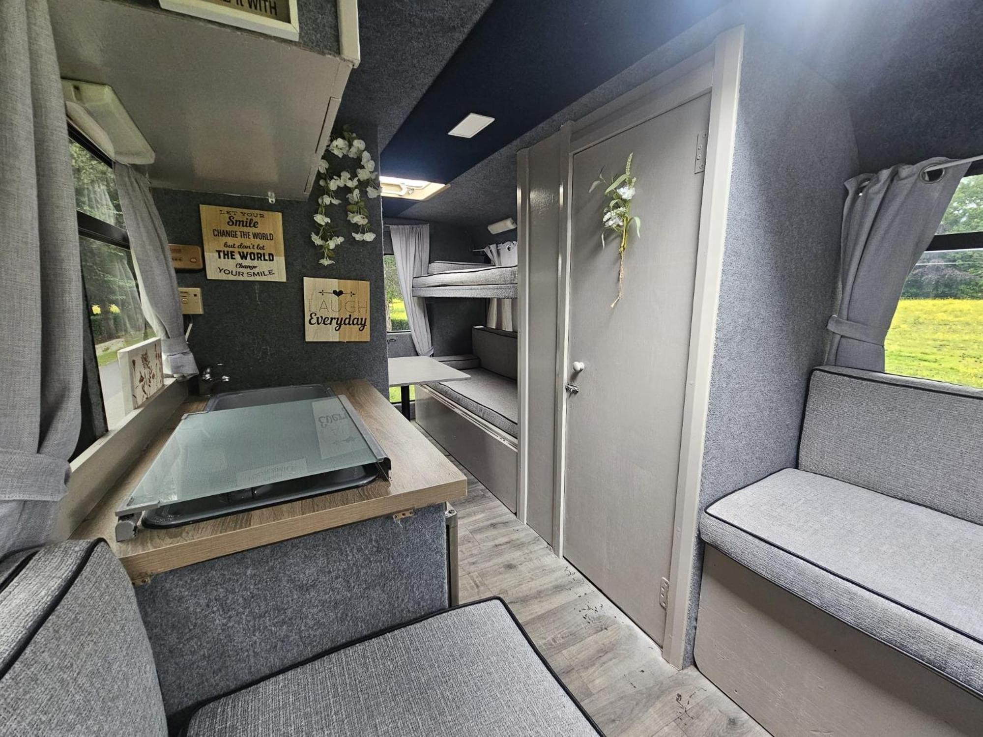 Retro Camper Hire Dublin Exterior foto
